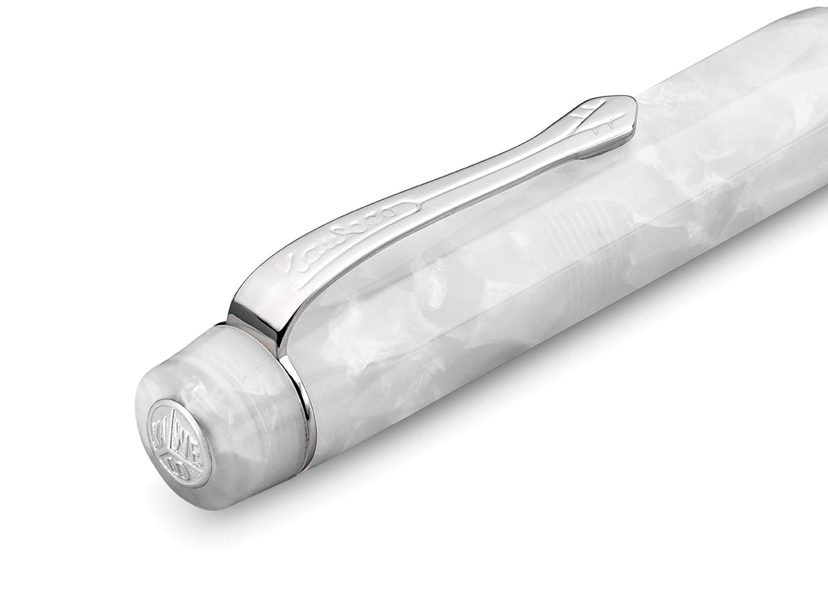 Mineral White
